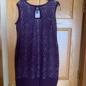 Great condition sleeveless dress.